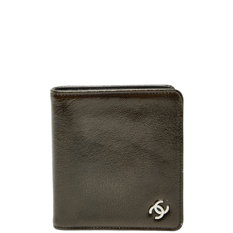 シャネル ココマーク 二つ折り財布 ブロンズ ブラウン ブラック パテントレザー レディース CHANEL 【中古】