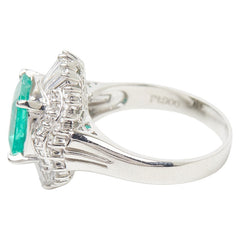 Pt900 プラチナ エメラルド2.19ct ダイヤ0.77ct リング 指輪 レディース 12号 【中古】