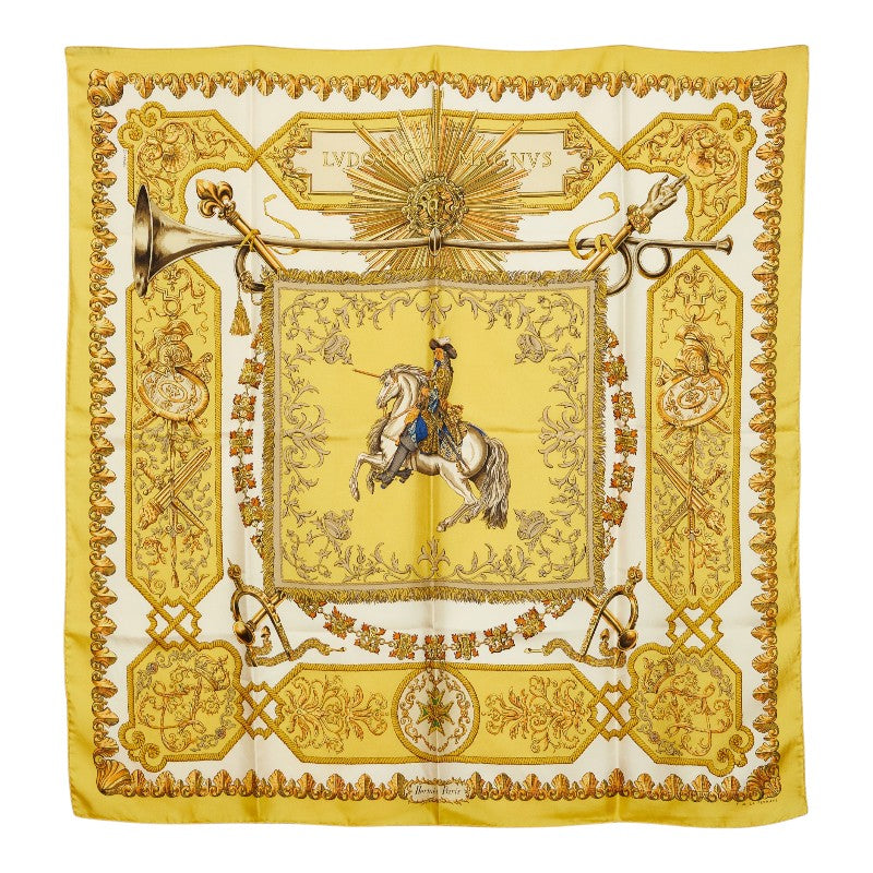 エルメス カレ90 LVDOVICVS MAGNVS 白い馬に跨ったルイ14世 スカーフ イエロー シルク レディース HERMES 【中古】
