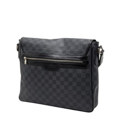 ルイ ヴィトン ダミエグラフィット ダニエルMM ショルダーバッグ N58029 ブラック PVC レザー メンズ LOUIS VUITTON 【中古】