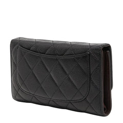 シャネル マトラッセ ココマーク 三つ折り財布 長財布 ブラック キャビアスキン レディース CHANEL 【中古】