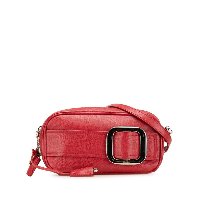 プラダ 三角ロゴプレート 斜め掛け ショルダーバッグ カメラバッグ レッド サフィアーノレザー レディース PRADA 【中古】