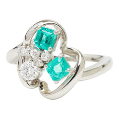 Pt900 プラチナ エメラルド0.63ct ダイヤ0.18ct ダイヤ0.24ct リング 指輪 レディース 11.5号 【中古】
