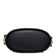 サルヴァトーレフェラガモ スタッズ ショルダーバッグ ブラック レザー レディース Salvatore Ferragamo 【中古】