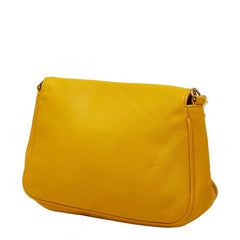 フェンディ FFロゴ 斜め掛け チェーン ショルダーバッグ 8M0276 イエロー レザー レディース FENDI 【中古】