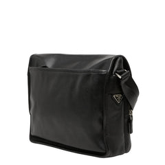 プラダ 三角ロゴプレート ショルダーバッグ メッセンジャーバッグ ブラック サフィアーノレザー レディース PRADA 【中古】