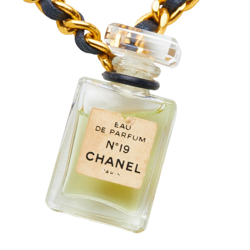 シャネル No.19 パフュームボトル チェーン ペンダント ネックレス ゴールド メッキ プラスチック レディース CHANEL 【中古】