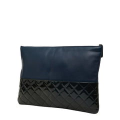 シャネル マトラッセ ココマーク クラッチバッグ ネイビー グリーン ラムスキン エナメル レディース CHANEL 【中古】