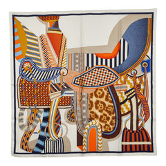 エルメス カレ90 La Selle Imaginaire 空想の鞍 スカーフ 大判 アイボリー マルチカラー シルク レディース HERMES 【中古】