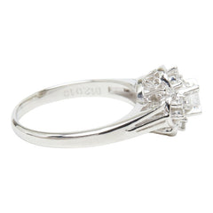 Pt900 プラチナ ダイヤモンド ダイヤ0.12ct ダイヤ0.10ct フラワーモチーフ リング 指輪 レディース 8号 【中古】