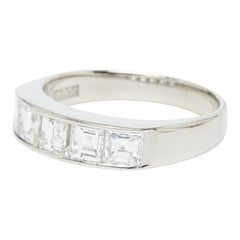 Pt900 プラチナ ダイヤモンド ダイヤ1.26ct 一文字リング リング 指輪 レディース 11号 【中古】