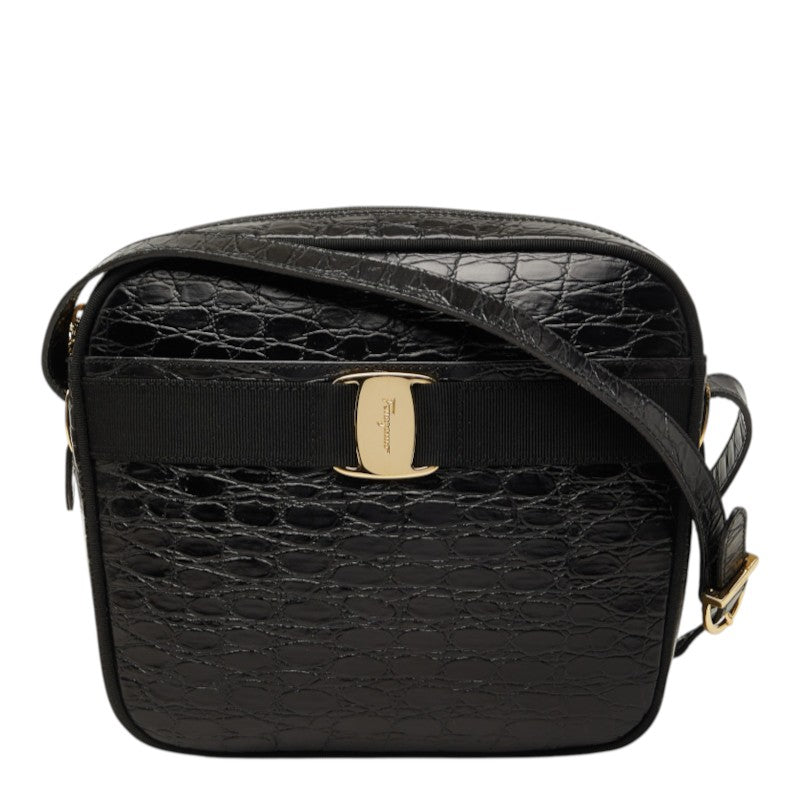 サルヴァトーレフェラガモ ヴァラ クロコ型押し 斜め掛け ショルダーバッグ ブラック レザー レディース Salvatore Ferragamo 【中古】