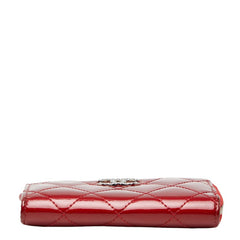シャネル マトラッセ ココマーク コインケース 小銭入れ レッド パテントレザー レディース CHANEL 【中古】