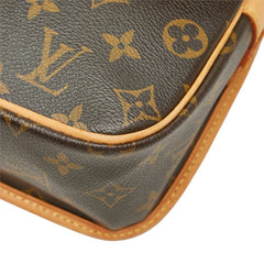 ルイ ヴィトン モノグラム ソローニュ 斜め掛け ショルダーバッグ M42250 ブラウン PVC レザー レディース LOUIS VUITTON 中古