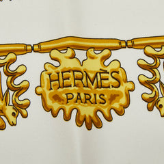 エルメス カレ90 LES CAVALIERS D'OR 黄金の騎士 スカーフ 大判スカーフ ホワイト イエロー シルク レディース HERMES 中古