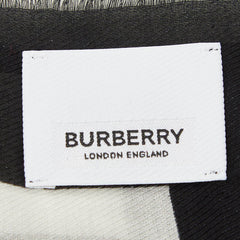 バーバリー ボトルキャップ 王冠 スカーフ 大判スカーフ ホワイト マルチカラー レディース BURBERRY 中古
