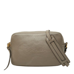 プラダ 三角ロゴプレート 斜め掛け ショルダーバッグ 1BH089 グレー系 レザー レディース PRADA 中古