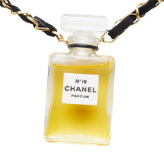 シャネル N°19 PARFUM 香水ボトル ペンダント ネックレス ゴールド ブラック メッキ レザー レディース CHANEL 中古
