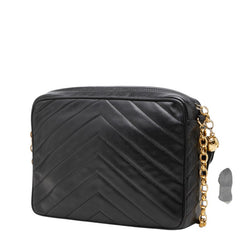 シャネル シェブロン Vステッチ ココマーク チェーン ショルダーバッグ ブラック ラムスキン レディース CHANEL 中古