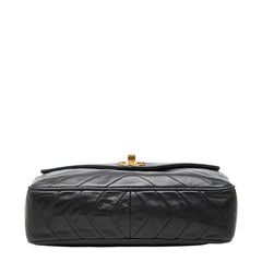 シャネル シェブロン Vステッチ ココマーク チェーン ショルダーバッグ ブラック ラムスキン レディース CHANEL 中古