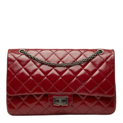 シャネル マトラッセ ダブルフラップ ヴィンテージ チェーン ショルダーバッグ レッド パテントレザー レディース CHANEL 中古