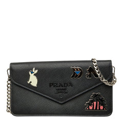 プラダ ピンバッジ チェーンウォレット ショルダーバッグ 1DH044 ブラック サフィアーノレザー レディース PRADA 中古