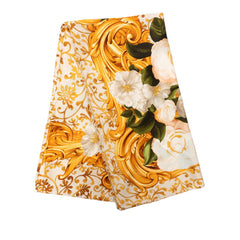 シャネル カメリア フラワー 花 バンダナ スカーフ アイボリ イエロー グリーン シルク レディース CHANEL 【中古】