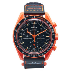 オメガ ×スウォッチ ムーンスウォッチ MISSION ON EARTH LAVA 腕時計 SO33O100 クオーツ ブラック文字盤 セラミック ナイロン メンズ OMEGA 【中古】