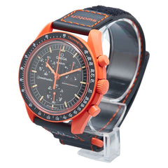 オメガ ×スウォッチ ムーンスウォッチ MISSION ON EARTH LAVA 腕時計 SO33O100 クオーツ ブラック文字盤 セラミック ナイロン メンズ OMEGA 【中古】