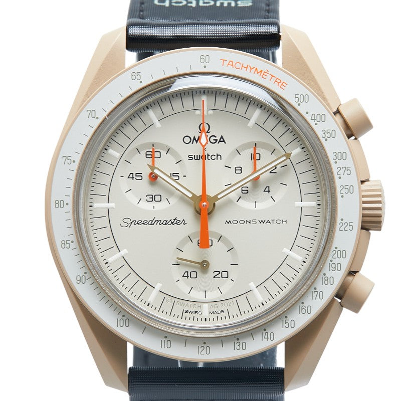 オメガ ×スウォッチ ムーンスウォッチ MISSION TO JUPITER 腕時計 SO33C100 クオーツ ベージュ文字盤 セラミック ナイロン メンズ OMEGA 【中古】