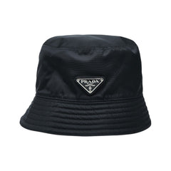 プラダ 三角ロゴプレート バケットハット サイズ:M 1HC137 ブラック ナイロン レディース PRADA 中古