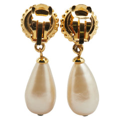 シャネル クローバー 四つ葉 モチーフ ティアドロップ スイング イヤリング ゴールド ブラック メッキ フェイクパール レディース CHANEL 【中古】