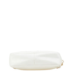 シャネル トリプルココマーク ショルダーバッグ ホワイト キャビアスキン レディース CHANEL 【中古】