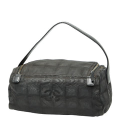 シャネル ニュートラベルライン バニティバッグ ブラック ナイロン レザー レディース CHANEL 【中古】
