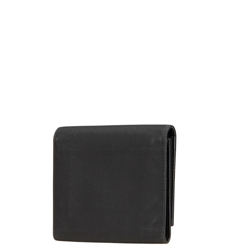 プラダ 三角ロゴプレート 三つ折り財布 ブラック ナイロン レディース PRADA 【中古】