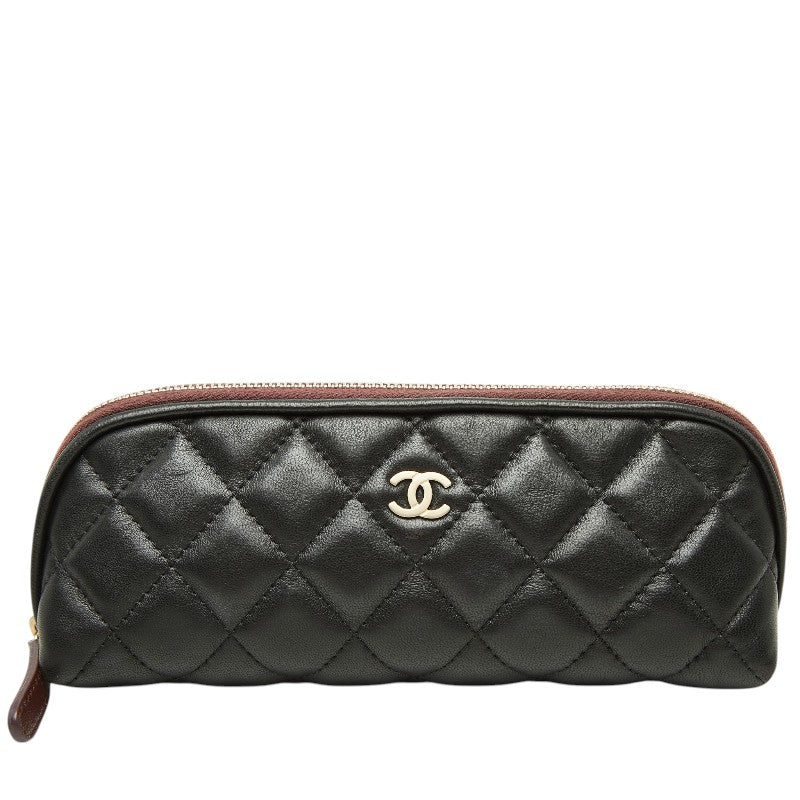 シャネル マトラッセ ココマーク コスメ ポーチ ブラック ラムスキン レディース CHANEL 【中古】