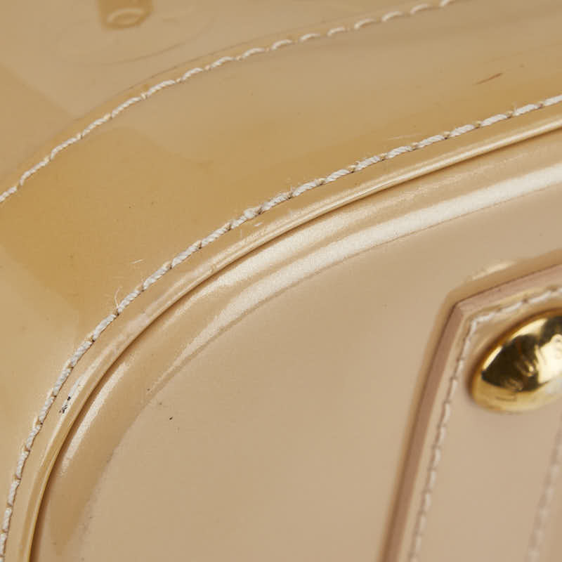 ルイ ヴィトン モノグラム ヴェルニ アルマPM ハンドバッグ M91751 ベージュプードル パテントレザー レディース LOUIS VUITTON 【中古】