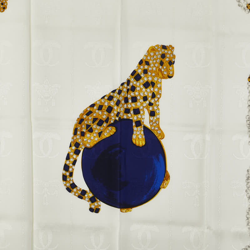 カルティエ マストドゥカルティエ 玉乗り パンテール スカーフ ネイビー ホワイト シルク レディース CARTIER 【中古】