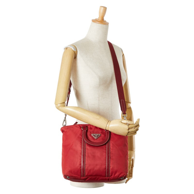プラダ 三角ロゴプレート ハンドバッグ ショルダーバッグ 2WAY レッド ナイロン レザー レディース PRADA 【中古】