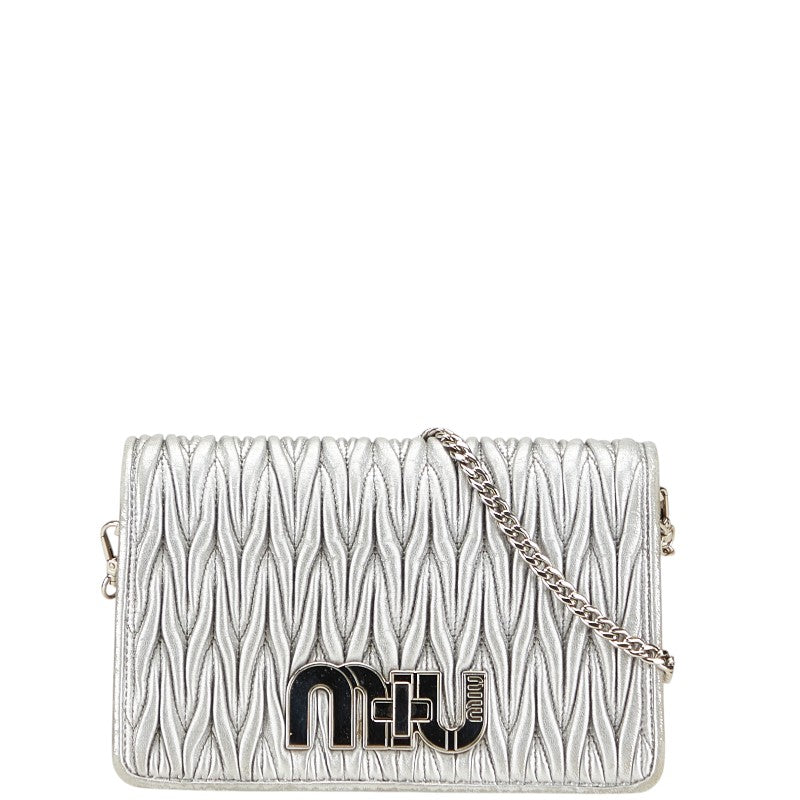 ミュウミュウ マテラッセ チェーン ショルダーバッグ シルバー レザー レディース MIUMIU 【中古】