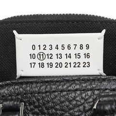 マルタンマルジェラ メゾンマルジェラ11 5AC クラシック ベイビー 斜め掛け ミニショルダーバッグ SB3WG0025 ブラック レザー レディース MARTIN MARGIELA 【中古】