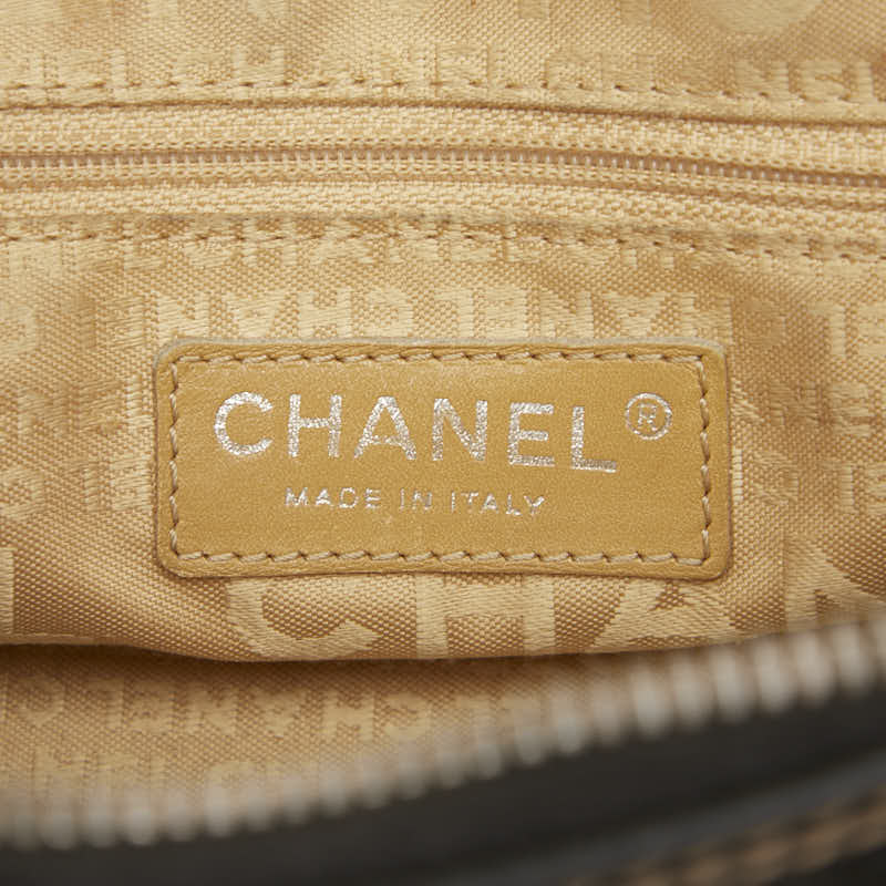 シャネル ロゴ フリンジ ミニボストンバッグ ハンドバッグ ブラック キャビアスキン レディース CHANEL 【中古】