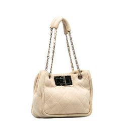 シャネル マトラッセ ロゴ金具 ボア チェーン ショルダーバッグ ベージュ スエード レディース CHANEL 【中古】