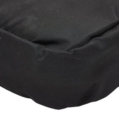 プラダ 三角ロゴプレート ポーチ ブラック ナイロン レザー レディース PRADA 【中古】