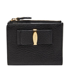 サルヴァトーレフェラガモ ヴァラリボン 二つ折り財布 ブラック レザー レディース Salvatore Ferragamo 中古