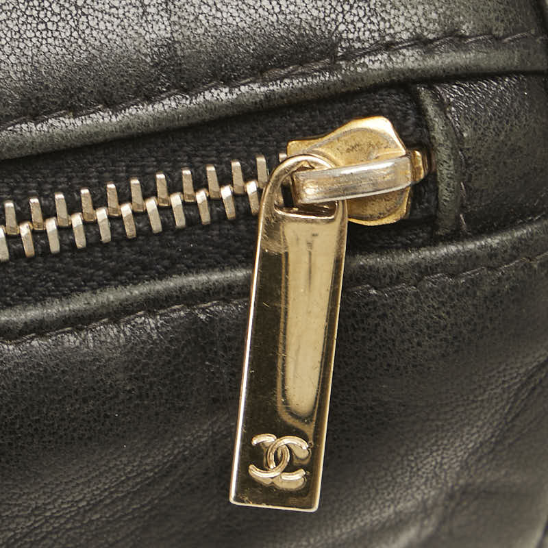 シャネル ココマーク ポーチ ブラック レザー レディース CHANEL 【中古】