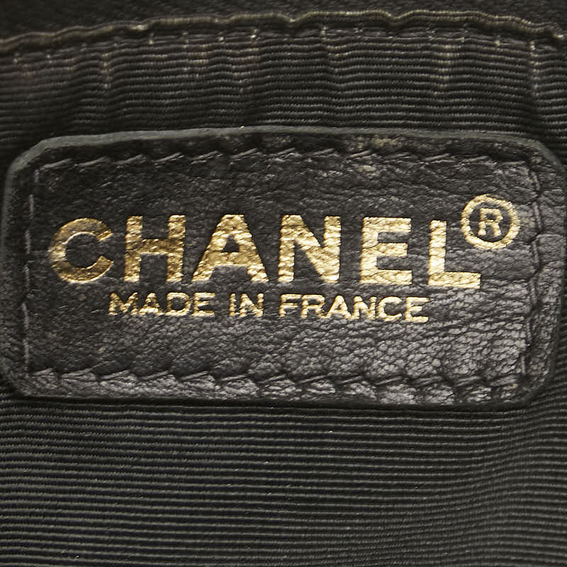 シャネル ココマーク ポーチ ブラック レザー レディース CHANEL 【中古】