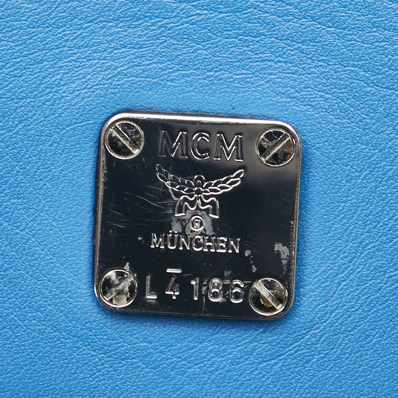 エム シー エム ヴィセトス スタッズ リュック バックパック ライトブルー レザー レディース MCM 【中古】