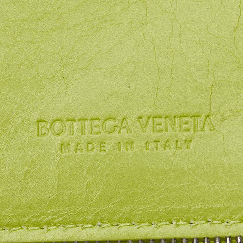 ボッテガヴェネタ マキシ イントレチャート 二つ折り財布 681191 ライトグリーン レザー レディース BOTTEGAVENETA 【中古】