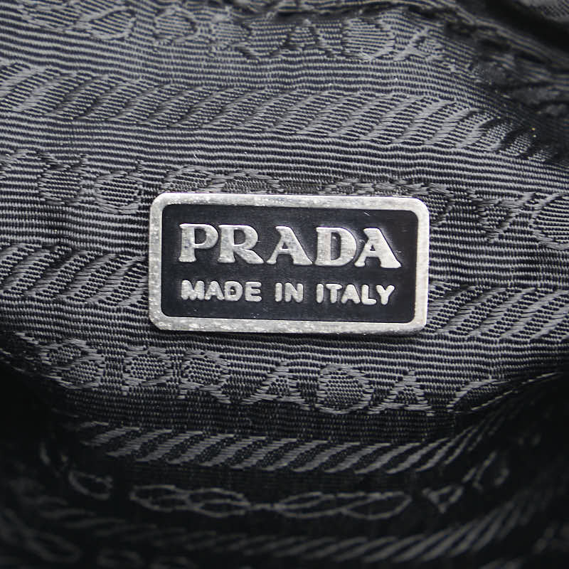 プラダ 三角ロゴプレート ポーチ ブラック ナイロン レディース PRADA 【中古】